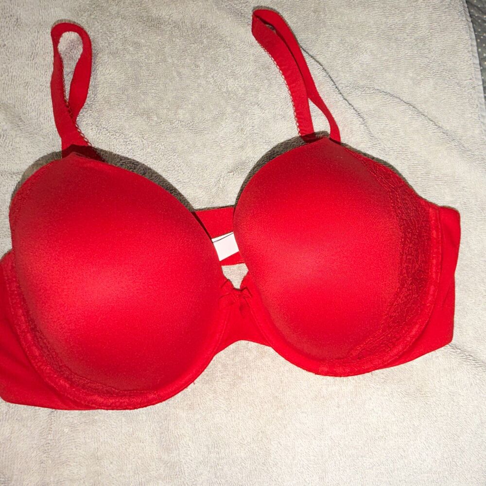 Victoria's Secret Perfect Coverage T-Shirt Underwire Bra Lace Red 38D